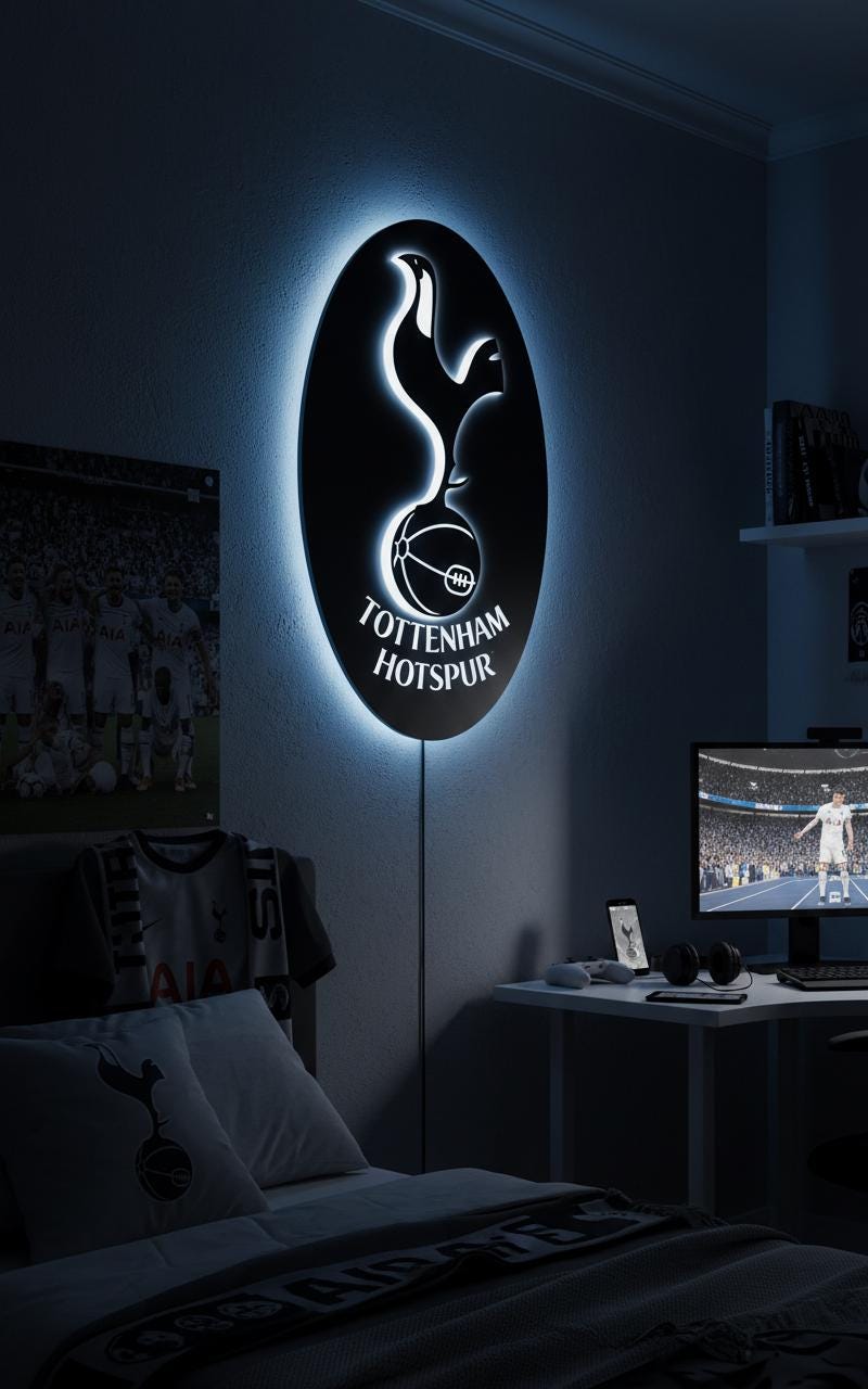 Tottenham Hotspur Wall Art - Official Team Crest - Football Fan Gift