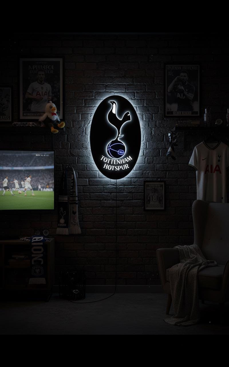 Tottenham Hotspur Wall Art - Official Team Crest - Football Fan Gift